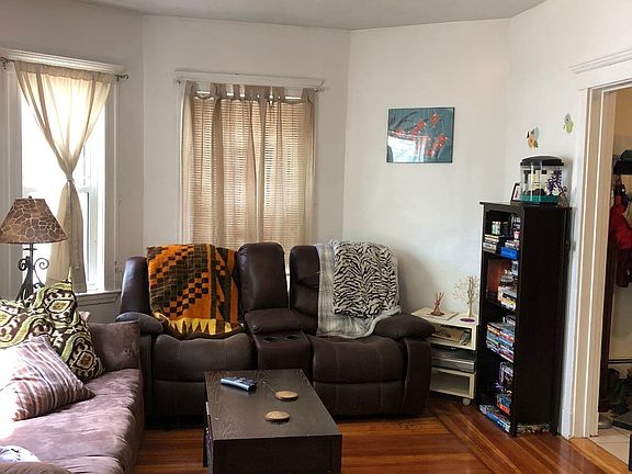 4th image of 78 Chestnut Hill Ave #1CC