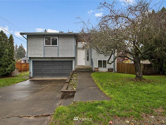 2nd image of 17225 10th Ave E