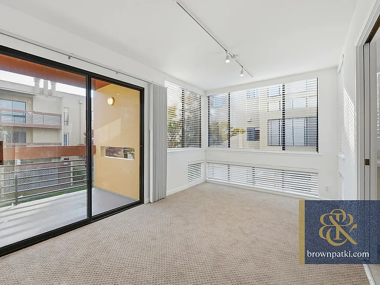 916 Beach Park Blvd #67II — Photo 5