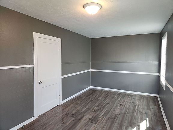3rd image of 995 Center St #11EC0949