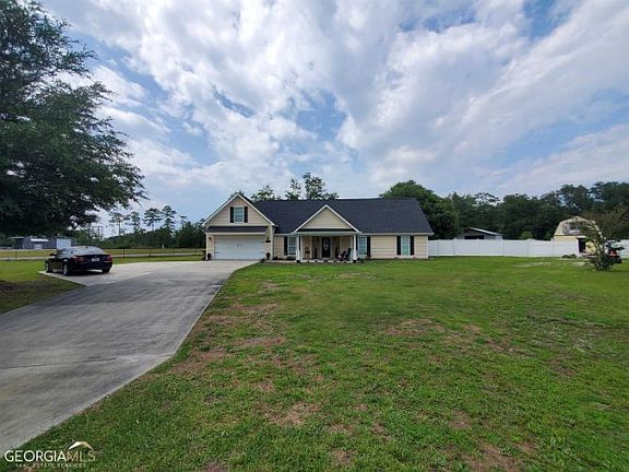 2nd image of 114 Eliza Ln