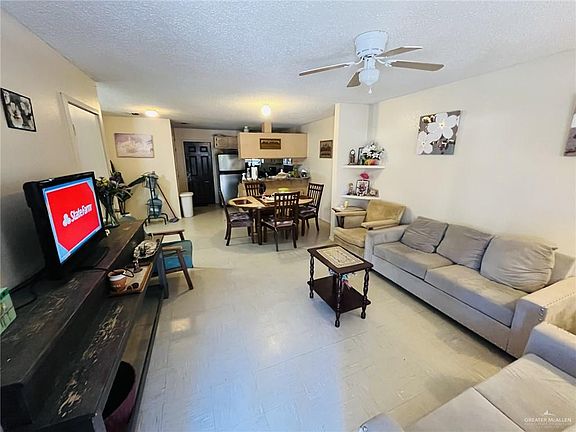 4th image of 2420 W Hackberry Ave