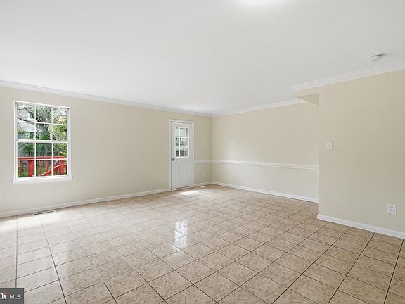 3rd image of 7617 Chadds Landing Way