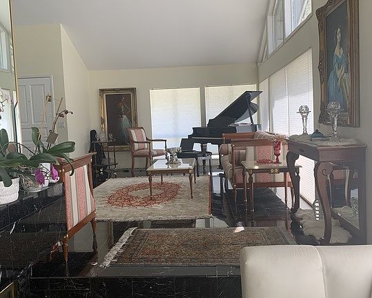 5th image of 2789 Woodwardia Dr