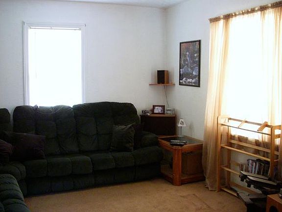 4th image of 145 Wakefield St