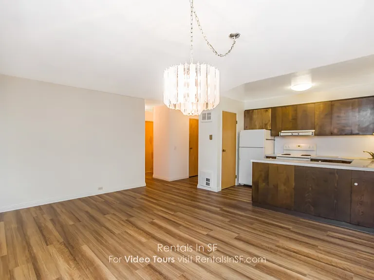 2001 Broadway St #403 — Photo 4