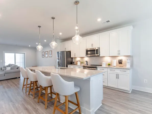 674 Noush Ct #B, Charlottesville, VA 22911