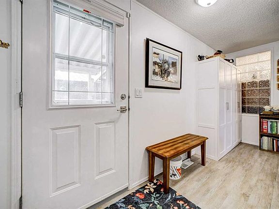 4th image of 8 Palomino Rd