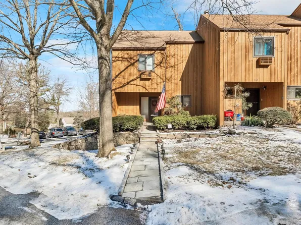 11 Amber Drive, Croton-on-Hudson, NY 10520