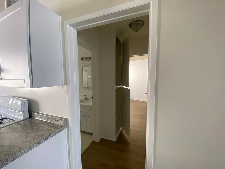 8024 Owensmouth Ave #7 — Photo 2