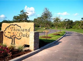 107 Emory Oaks Ct, Angleton, TX 77515