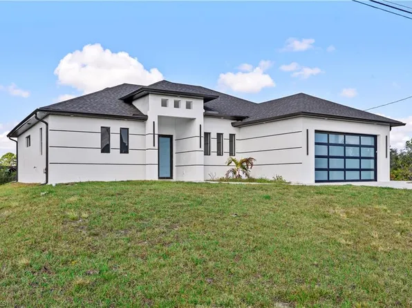 912 Bell BLVD S, LEHIGH ACRES, FL 33974