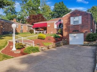 2633 Milford Dr, Bethel Park, PA 15102