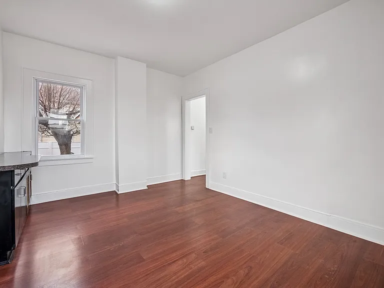 167 Silver Ave #1 — Photo 4