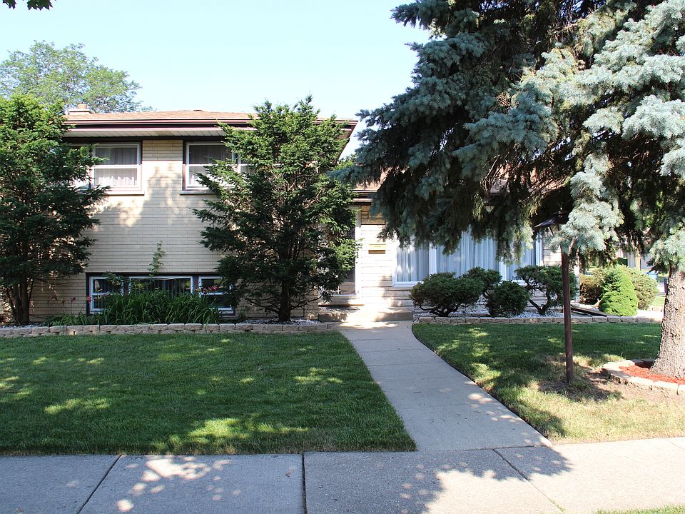 1st image of 1960 Plainfield Dr