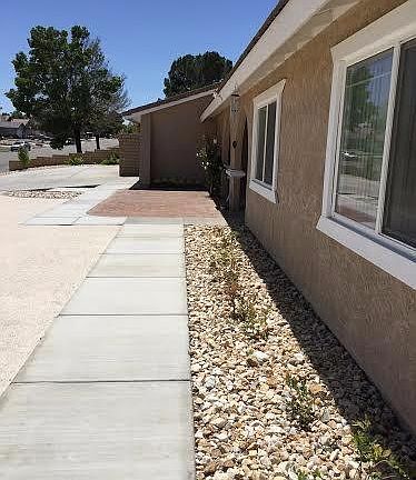 4th image of 26490 Corona Dr