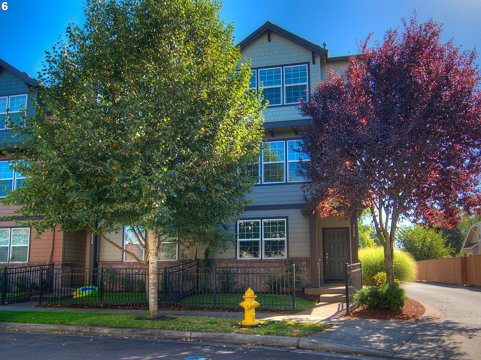 1st image of 3498 SE Wedgewood Ave