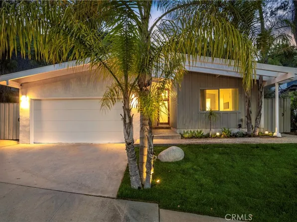 17131 Clemons Dr, Encino, CA 91436