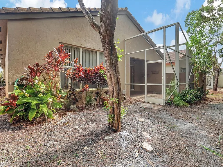 8481 Siciliano St — Photo 39