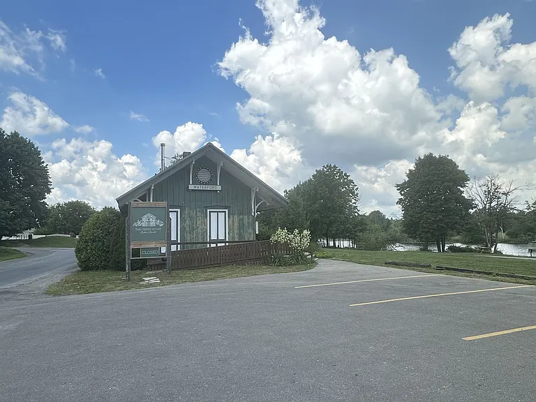 9 Peachleaf Ln — Photo 22