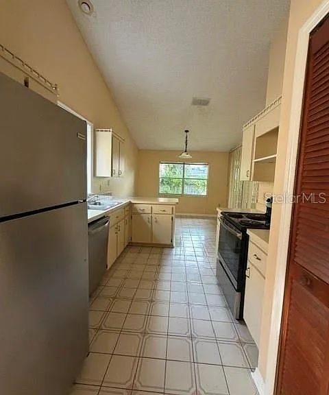 3207 Oakstand Ln — Photo 10