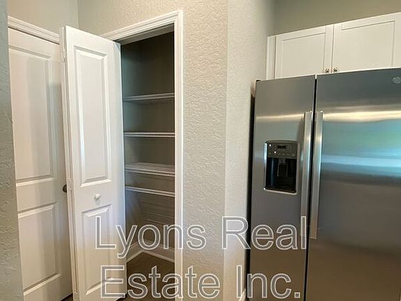 4th image of 17457 Billiar Ave
