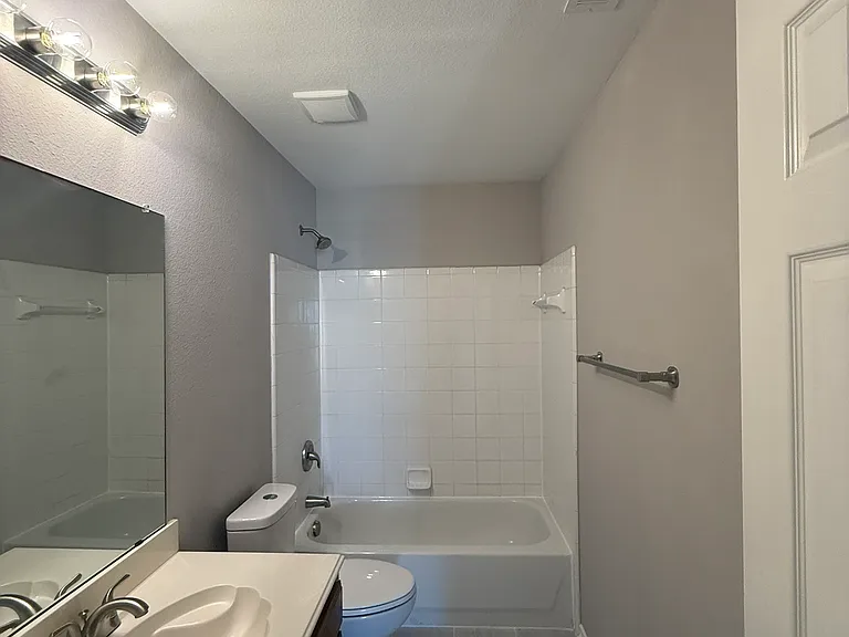 1220 Resaca Dr — Photo 29