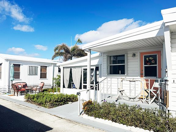 4th image of 13 Hibiscus Drive #I