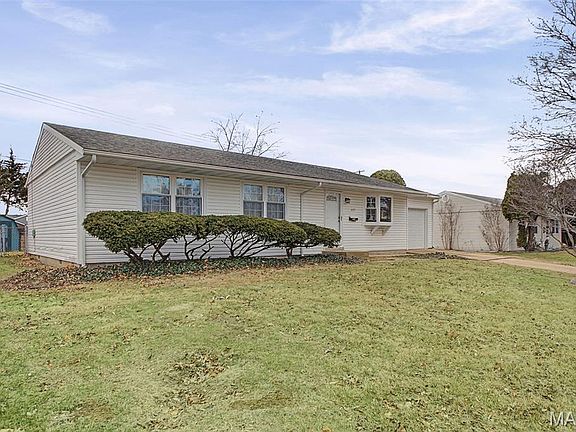 3rd image of 601 Dartmouth Dr