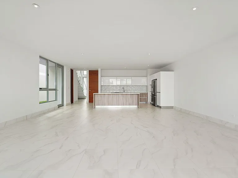 155 Chelsea — Photo 13