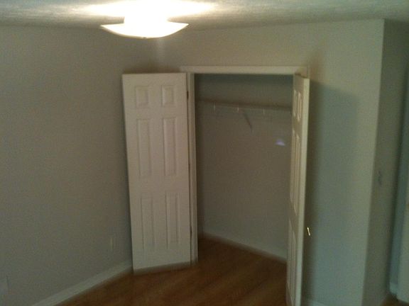 2nd image of 512 Bell Place Dr