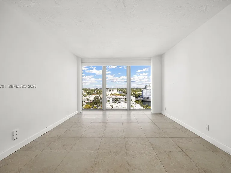 900 Bay Dr #1005 — Photo 9