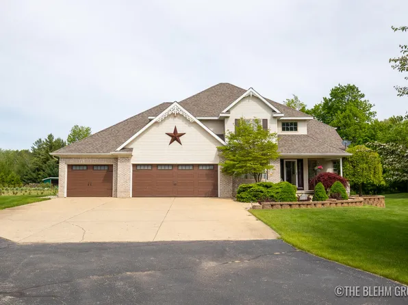 1705 Fritz St, Marne, MI 49435