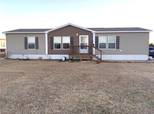 107 Valley View Dr, Shawnee, OK 74804