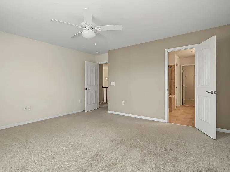 219 Lynchwick Ln — Photo 25