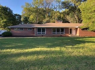 408 W Riverwood Dr, Hopkinsville, KY 42240