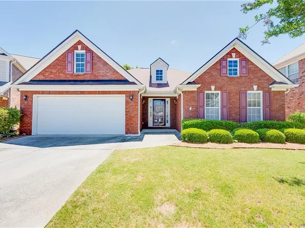 2126 Benchmark Dr, Snellville, GA 30078