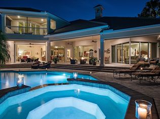 255 Mermaids Bight, Naples, FL 34103