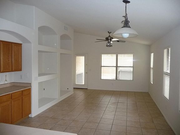 5th image of 3935 E Potter Dr