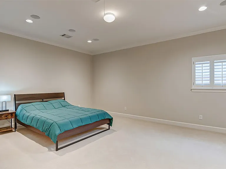 6315 Rodrigo St — Photo 16
