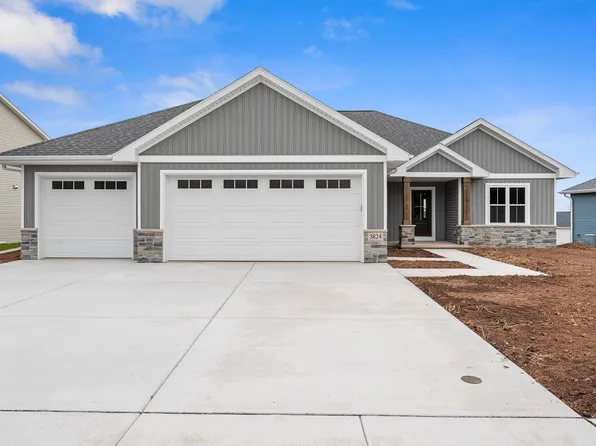 3824 Bower Creek Rd, De Pere, WI 54115