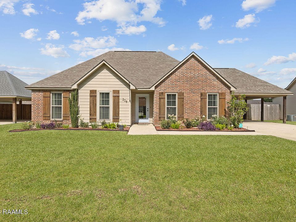1st image of 208 Landsdowne Way