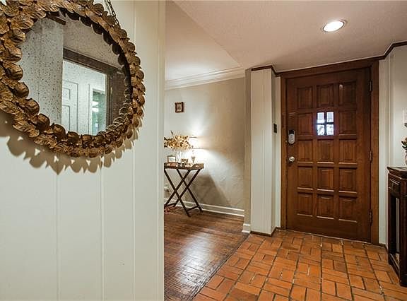 4th image of 10552 Somerton Dr