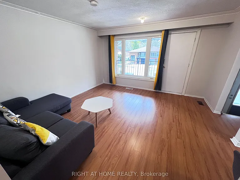 53 James Gray Dr #UPPER LEVEL — Photo 7
