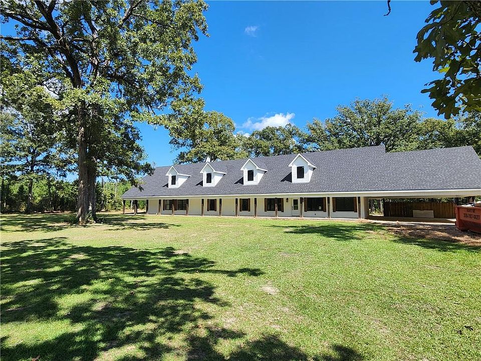 1st image of 348 Estate Dr