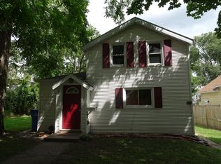 213 2nd St, Baraboo, WI 53913