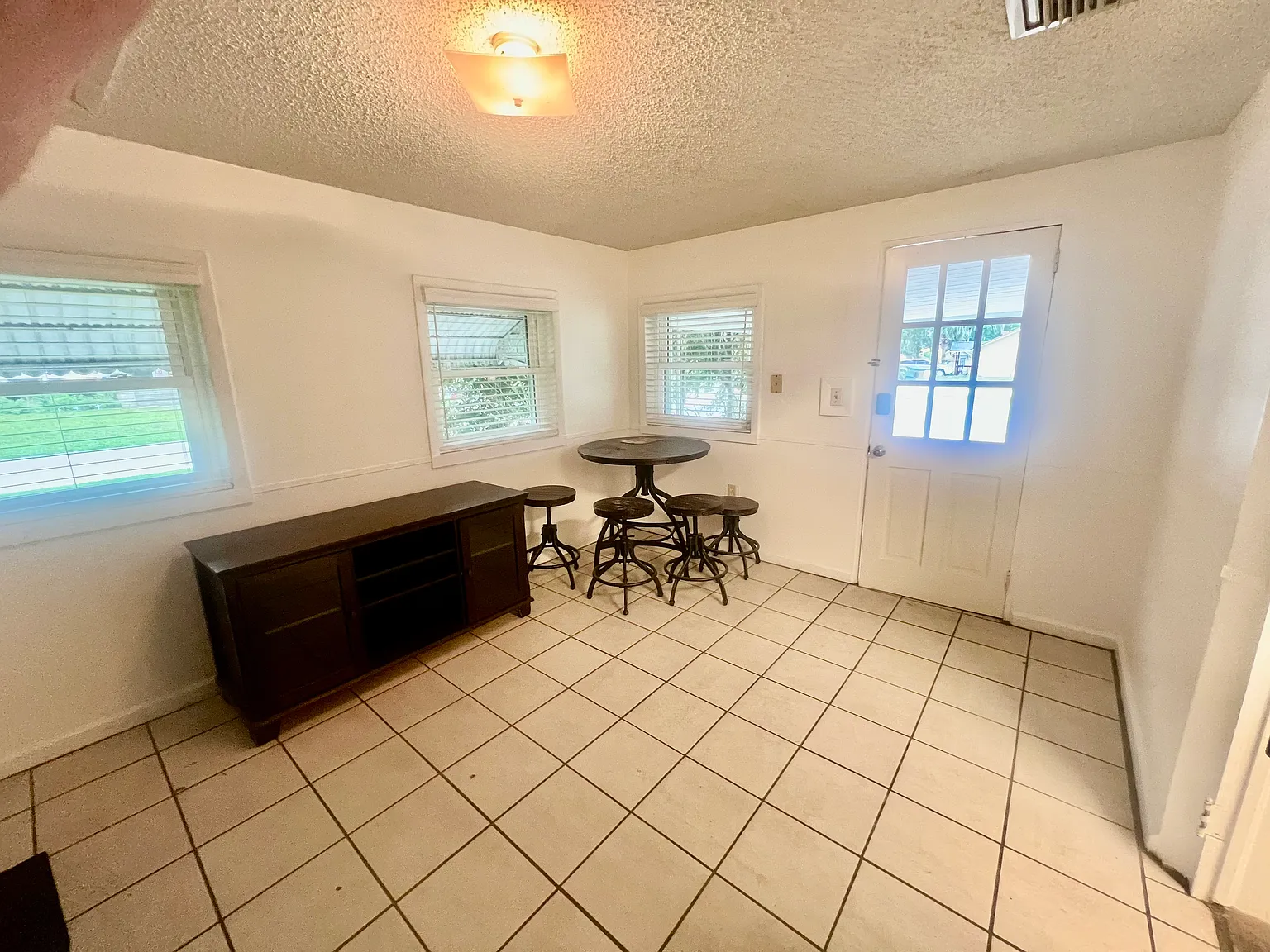 18387 SW State Road 47 — Photo 3