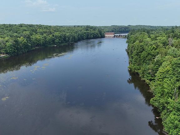 4th image of N6746 Highway 107