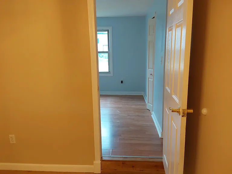 151 Buck St — Photo 7