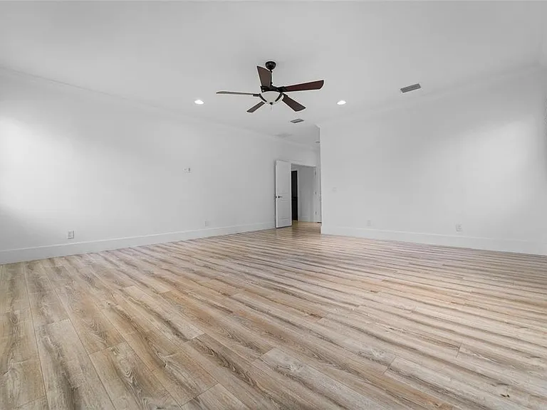 4802 W Beachway Dr — Photo 28